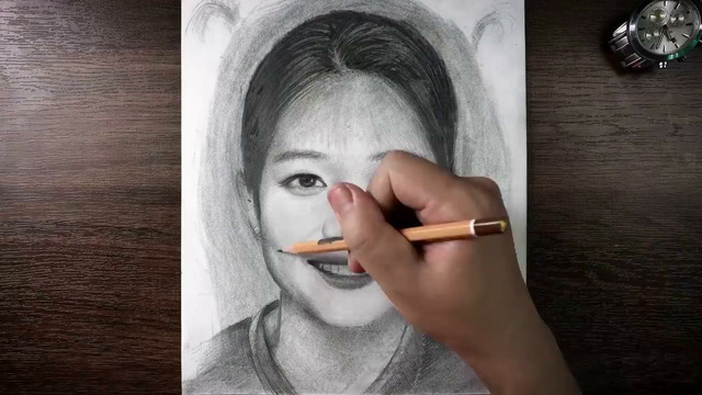 Draw 1 – 100 years of a girl – DP ART