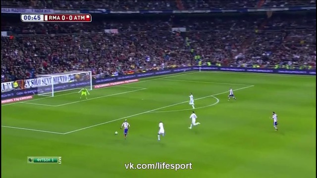 Гол Торреса в ворота Реал