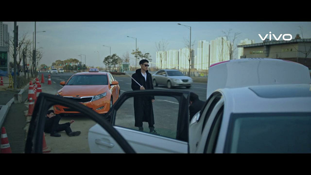 Taxi delux 1-qism