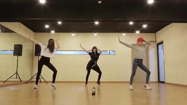 Orange Caramel 까탈레나 Catallena Dance Practice
