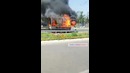 Хозиргина яна Роҳатдан крестикка кетвуришда Газель юк машинаси ёниб кетди