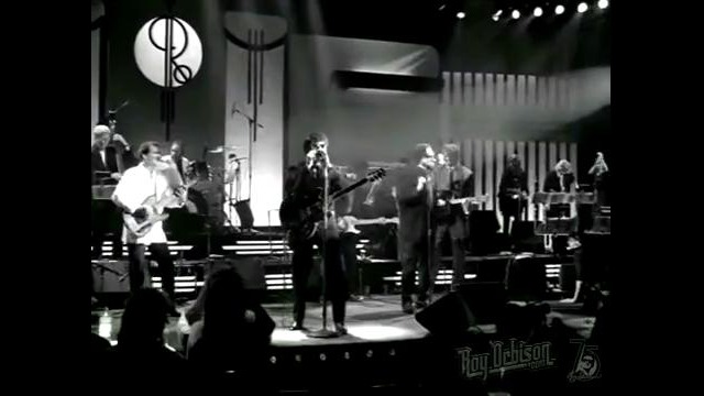 Roy Orbison – Candy Man (Black and White Night)