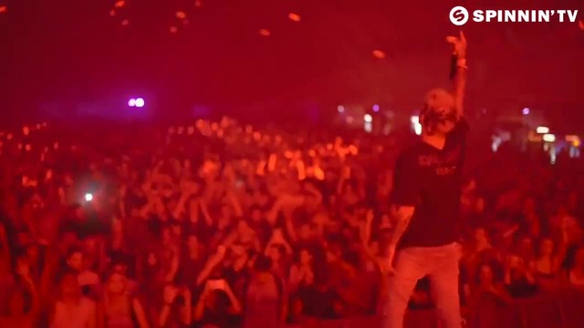 DJ MAG 2017 – Breathe Carolina [720p]