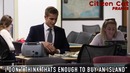 Считает кучу денег в библиотеке! (пранк от хуана)