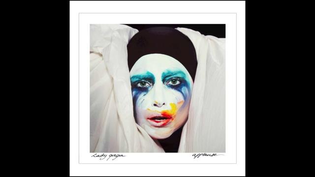Lady Gaga – Applause (Official Audio)