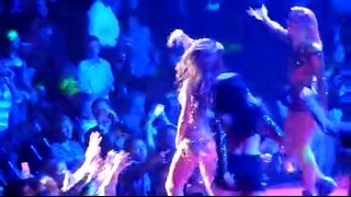 Selena Gomez-Slow Down Live Patriot Center, VA