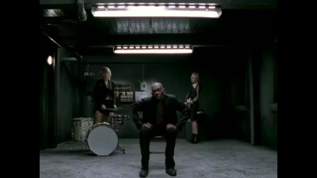 Faithless – Mass Destruction (Official Video)