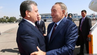 Казахстан критически нуждается в Узбекистане