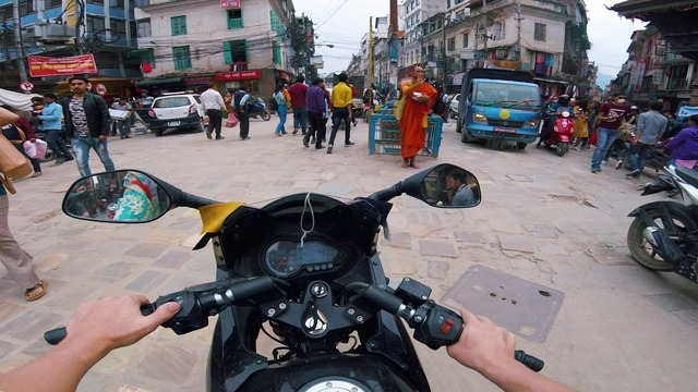 На мотоцикле по Непалу. Трафик в Катманду