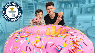 Largest Doughnut Cake w/ Nick DiGiovanni and Lynja – Guinness World Records