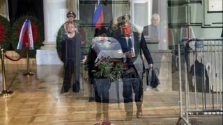 Пугачева приехала проститься с Михаилом Горбачёвым