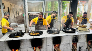 CHef PREPARED in 10 Kazan at ONCE | Most POWERFUL and BITTEREST Taste in Uzbekistan | Uzbek cuisine