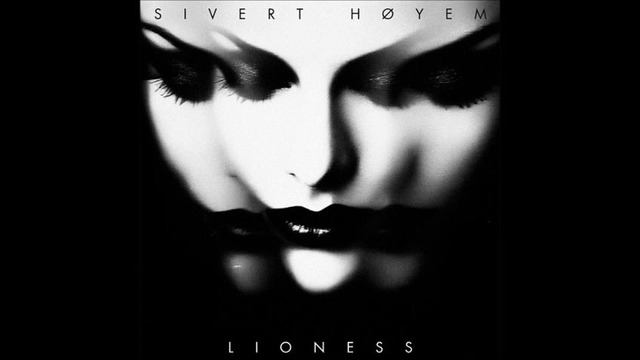 Sivert Hoyem – Fool To Your Crown