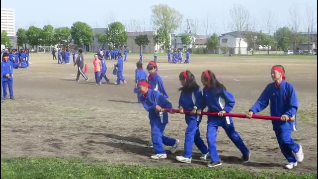 Япония. Урок физкультуры в школе