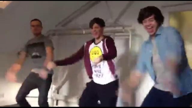 Liam, Harry and Louis dancing in vocal rehearsals