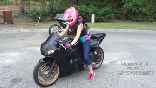 Девушки на Мотоциклах! Красивейший Бернаут