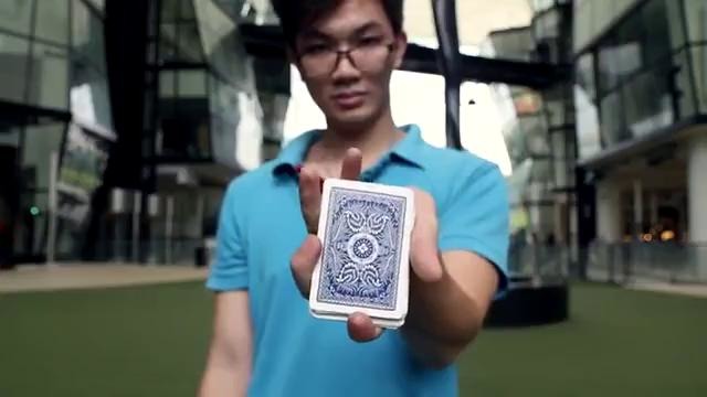 ONE HAND – Cardistry by Duy Nguyễn Hoàng