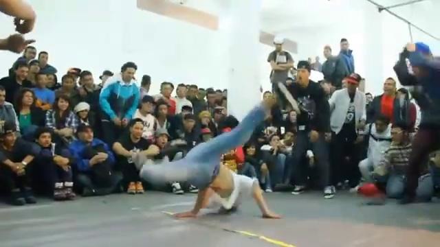 Professional Powermoves – 2012 – YouTube