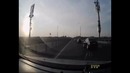 Жесть!! Невероятный трюк мотоциклиста
