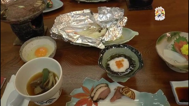 Япония – Ужин в японском отеле на горячих источниках