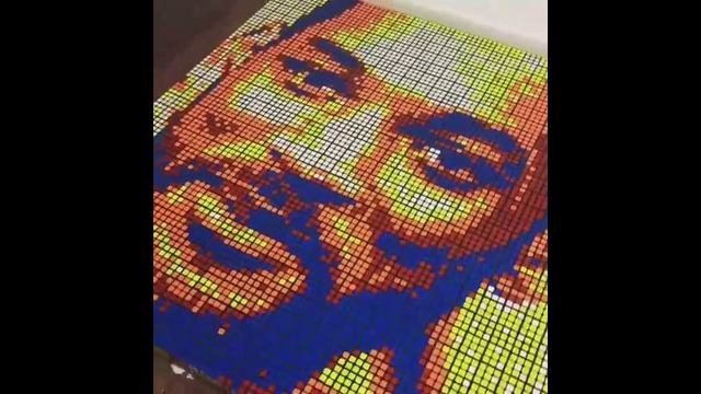Художник создает портреты из кубиков Рубика (Уилл Смит)