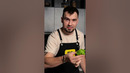 Как быстро разделить яйцо на желток и белок? Бренд-шеф Food.ru Сергей Кузнецов делится лайфхаками