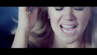 Kelly Clarkson – Catch My Breath