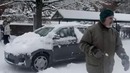 Students get out of hand during Friday’s snowfall