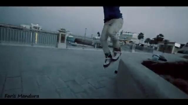 Аггрессивный вид катания на роликах – в Дубаи (2013)