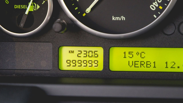 This Range Rover reaches the MILLION Kilometers