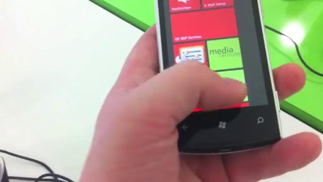 Короткий видеообзор смартфона Acer W4