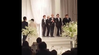 19/03/16 BTS спели Outro: Propose на свадьбе сотрудника компании