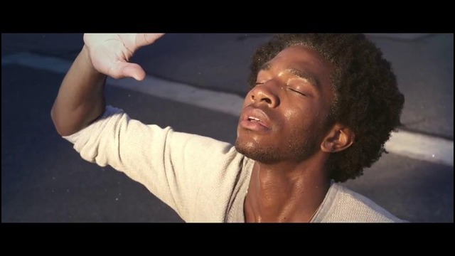 The Roots – Never ft. Patty Crash (Official Video)