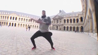 Dancing Electrodance In Paris- Versalles