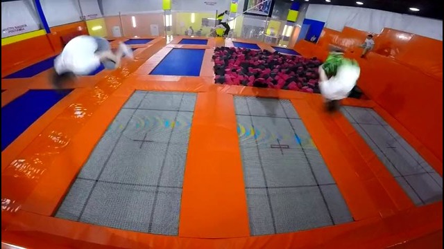 Трюки на батутах от тренеров IFly