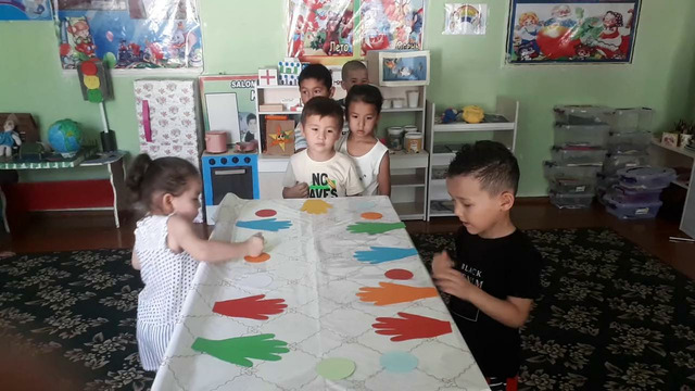 Pastarg’om 6-DMTT tarbiyachi Eshmamatova Yulduzning bolalar bilan olib borgan mashg’ulotidan parcha
