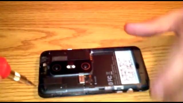 Вскрытие смартфона HTC EVO 3D