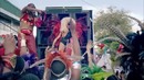 Nicki Minaj – Pound The Alarm
