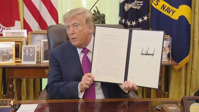 Трамп объявил о переименовании озера Онтарио в озеро Америка
