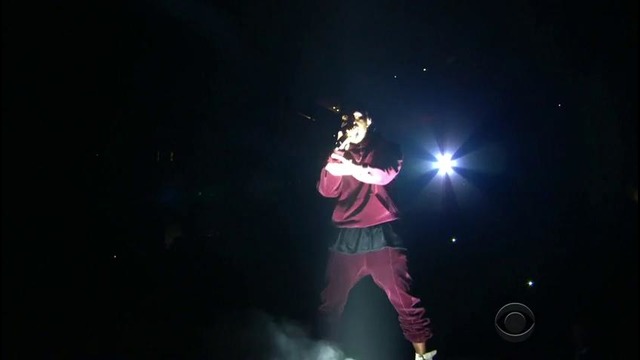 Kanye West – Only One (Live @ Grammy Awards)