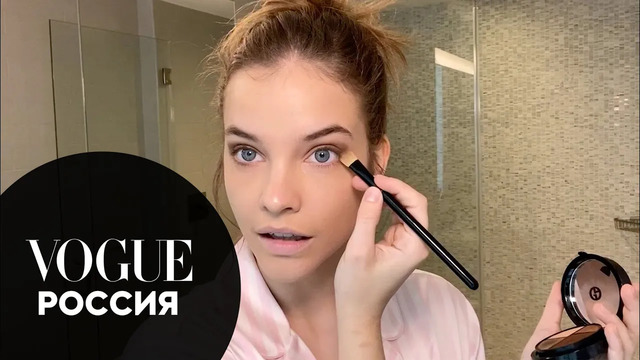 Барбара Палвин показывает, как увеличить глаза при помощи макияжа | Vogue Россия
