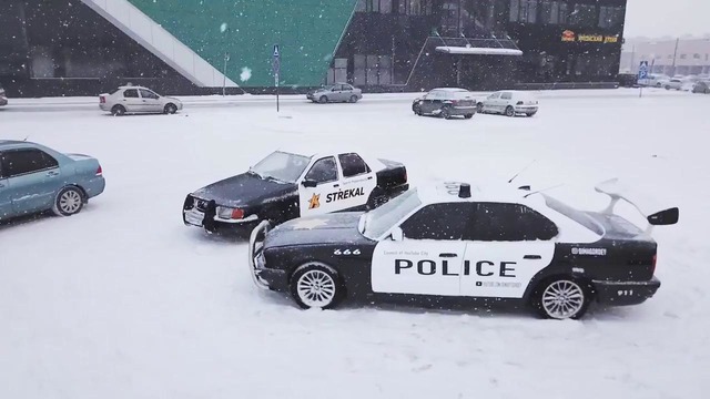 Илья Стрекаловский. Битва полицейских тачек BMW vs Ford