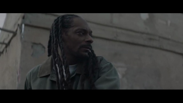 Snoop Dogg – Revolution feat. October London (Official Video 2k17)
