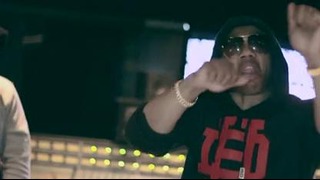 Nelly (Feat. Bizzy Crook) – Like Dat (In Studio Performance)