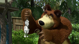 Маша и Медведь (Masha and The Bear) – первые серии – Маша и Мишка играют в школу