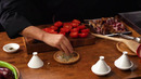 Садж, мясо, лук, чеснок, помидоры, зелень, узбекские лепешки и солнечный круг