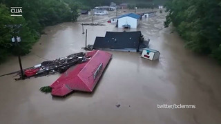 Сильная гроза с молниями и наводнение в Лас-Вегасе. Потоп в Кентукки, США. Пол метр града в Колорадо