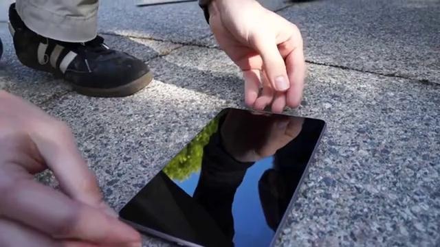 Google Nexus 7 победил новый Apple iPad в краш-тесте