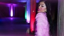 HellyLuv – Down On The Floor