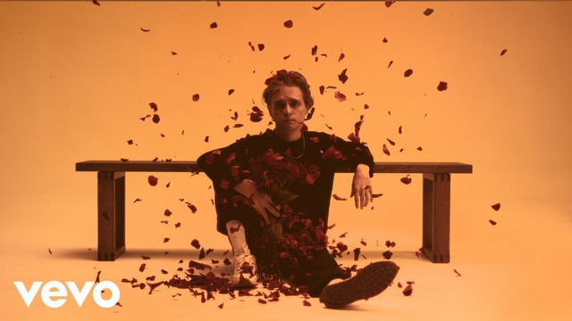 Devin Kennedy – Falling for You (Official Music Video)